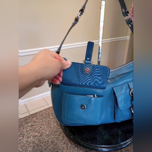 Coach Chelsea Hobo Bag F14014 - Picture 8 of 17